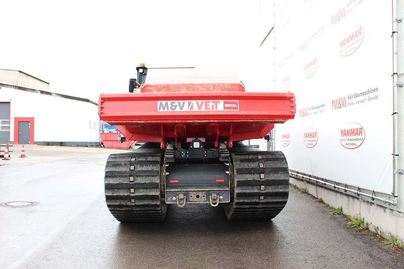 PowerBully 12D Kettendumper Heckansicht – stabile Konstruktion, robuste Mulde und zuverlässige Technik für den Einsatz auf anspruchsvollen Baustellen und im Gelände