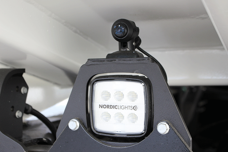 PowerBully 9D Kettendumper mit Rückfahrkamera – verbesserte Sicht nach hinten für sicheres Manövrieren und präzises Arbeiten auf der Baustelle