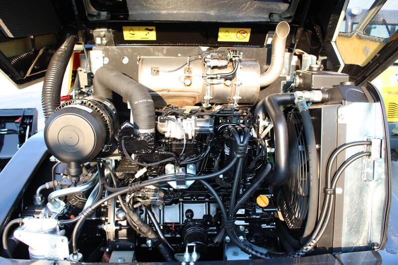 Motor des Mietradladers Yanmar V80
