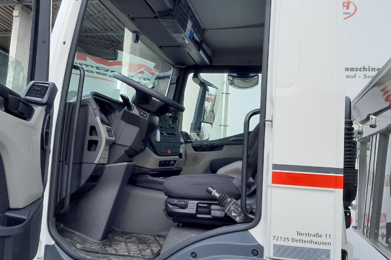 Komfort des LKW TGM 18.290 von MAN